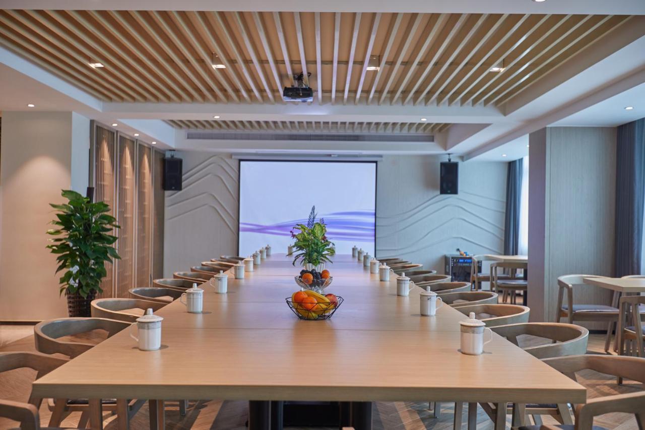 Yiwu Boman Boutique Hotel Exterior photo