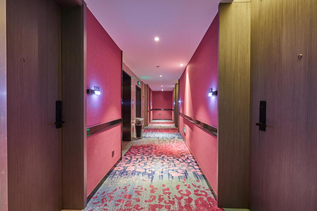 Yiwu Boman Boutique Hotel Exterior photo